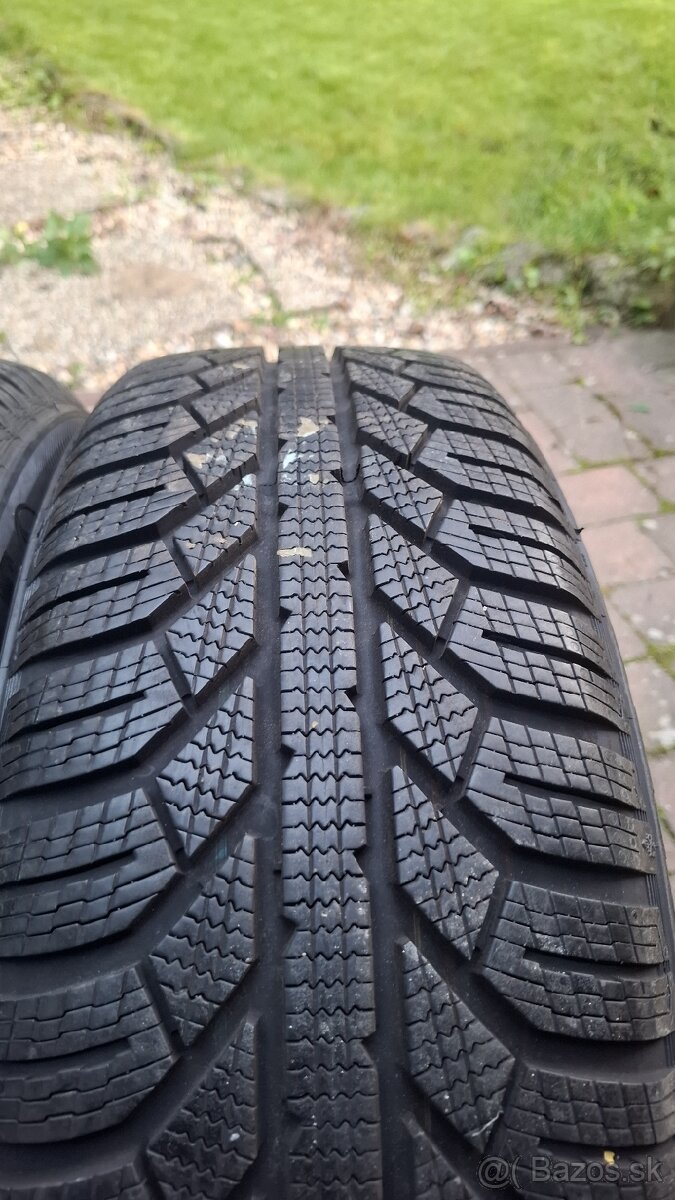 Zánovné Semperit Master Grip 2 205/60 R16 92H - 3