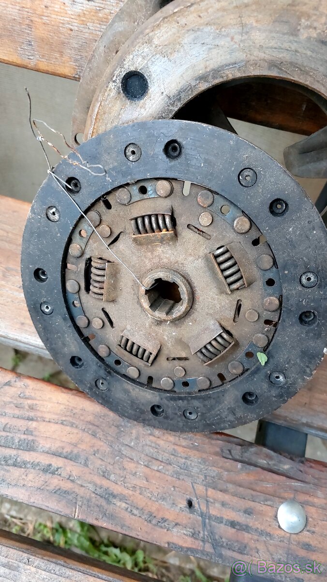 rozdelovač ,nádrž benzinová 1203,prítlačny tanier so spojkou - 3