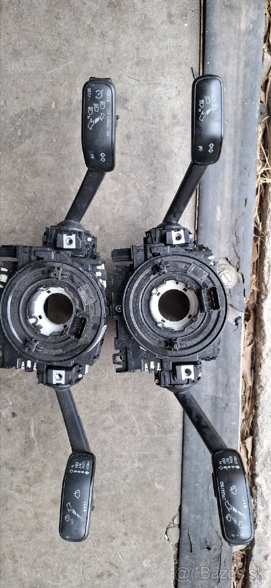 Podvolantový krúžok s páčkami Škoda Octavia 3 - 3