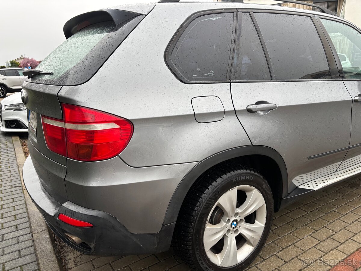 BMW X5 266 586 km - 3