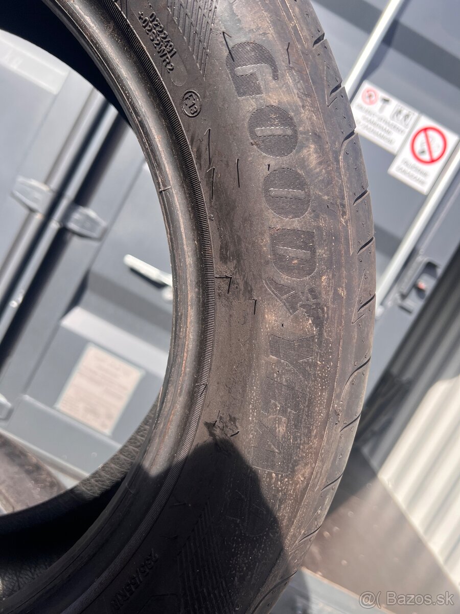 235/55r18 goodyear - 3