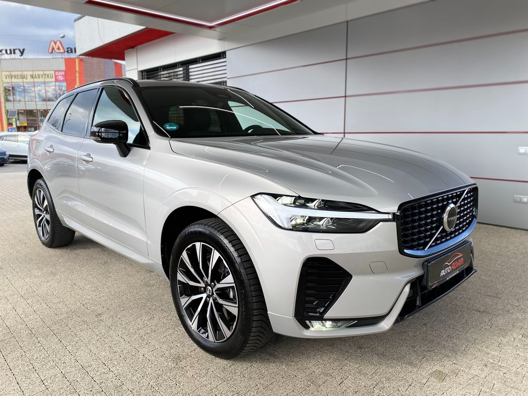 Volvo XC60 B4 145kW AWD Geartronic Plus Dark