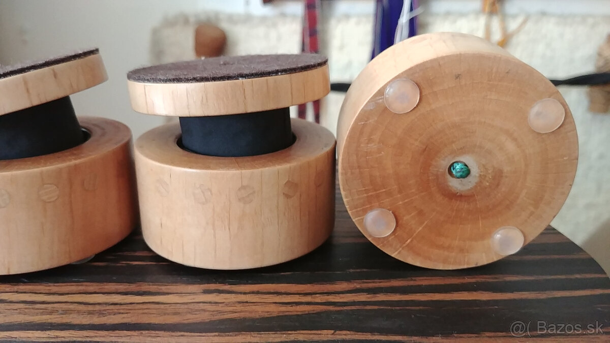 Predám DIY robené antivibračné nohy pod lampové zosilovače. - 3