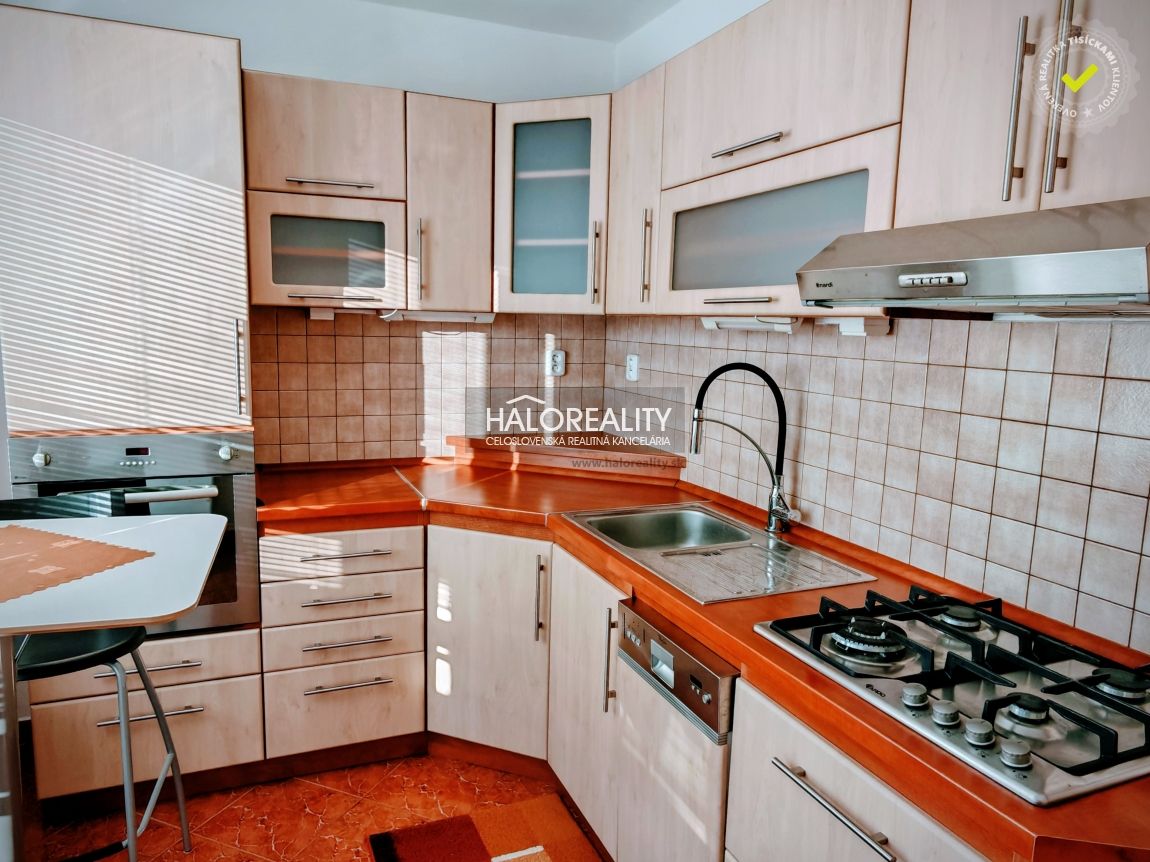 HALO reality - Predaj, trojizbový byt Poprad, Bajkalská - E - 3