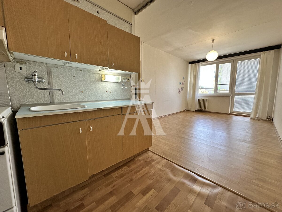 PRENÁJOM 2 IZBOVÝ BYT, TRIEDA SNP, KOŠICE, TERASA, ZÁPAD - 3