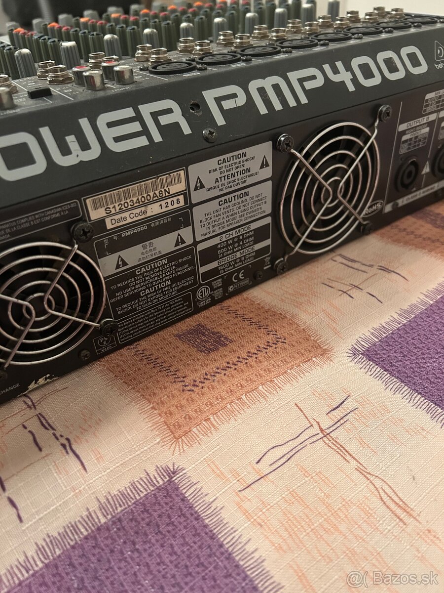 Power mix BEHRINGER PM4000 - 3