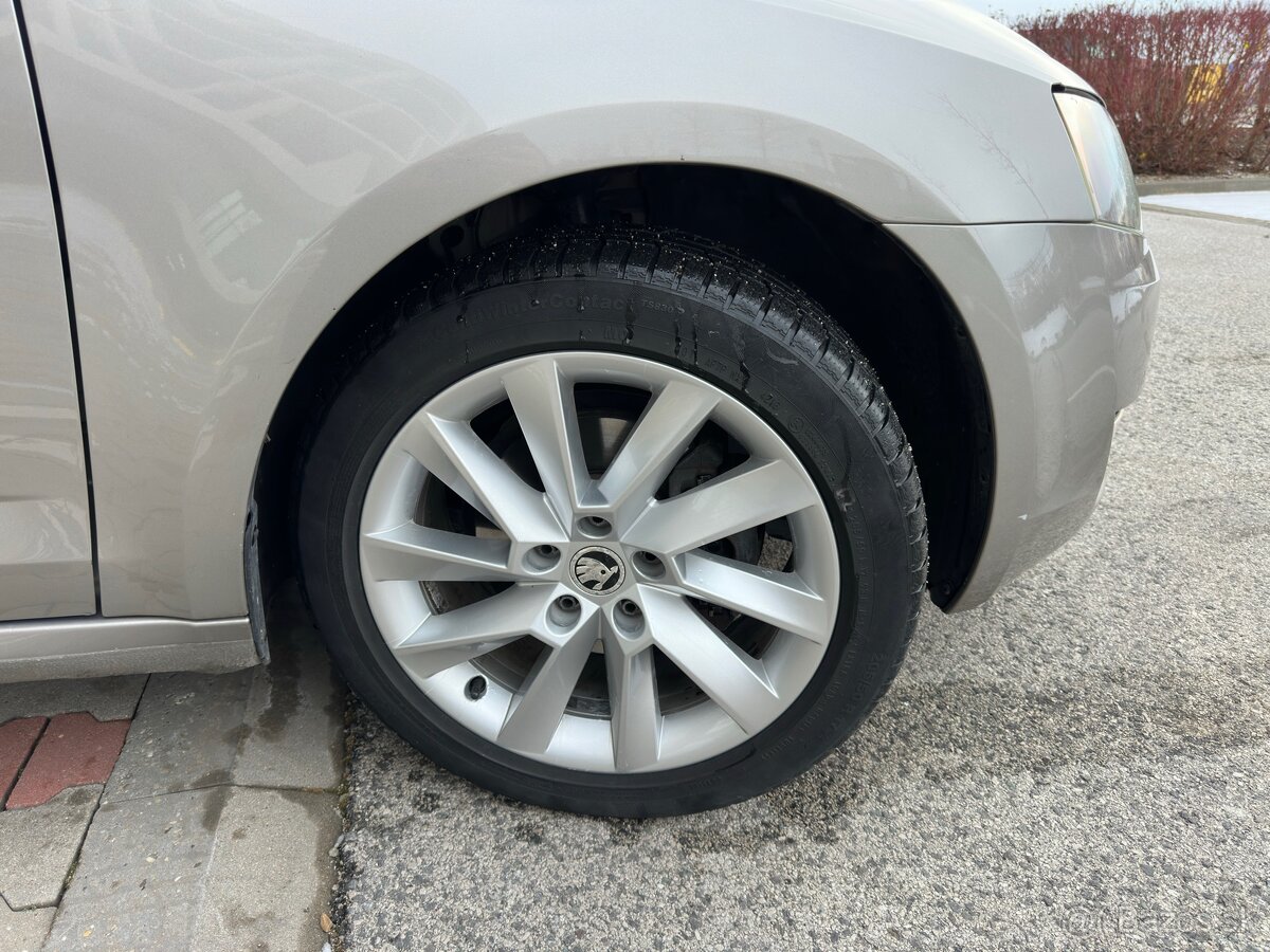 Predám Škodu A7 kombi, rok výroby 2015. - 3