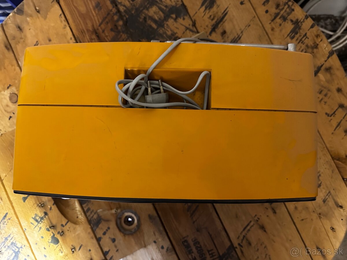 televízor TESLA Pluto (Made in Czechoslovakia) - 3