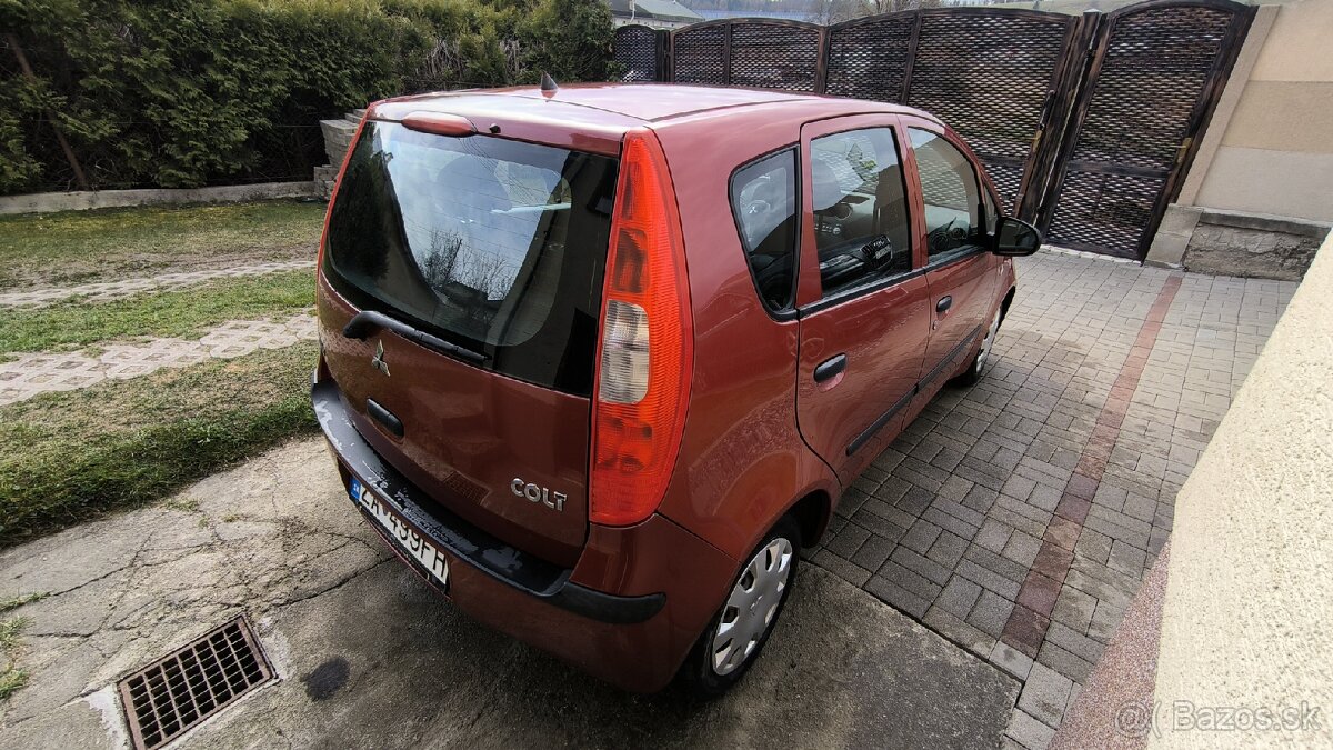 Mitsubishi Colt - 3
