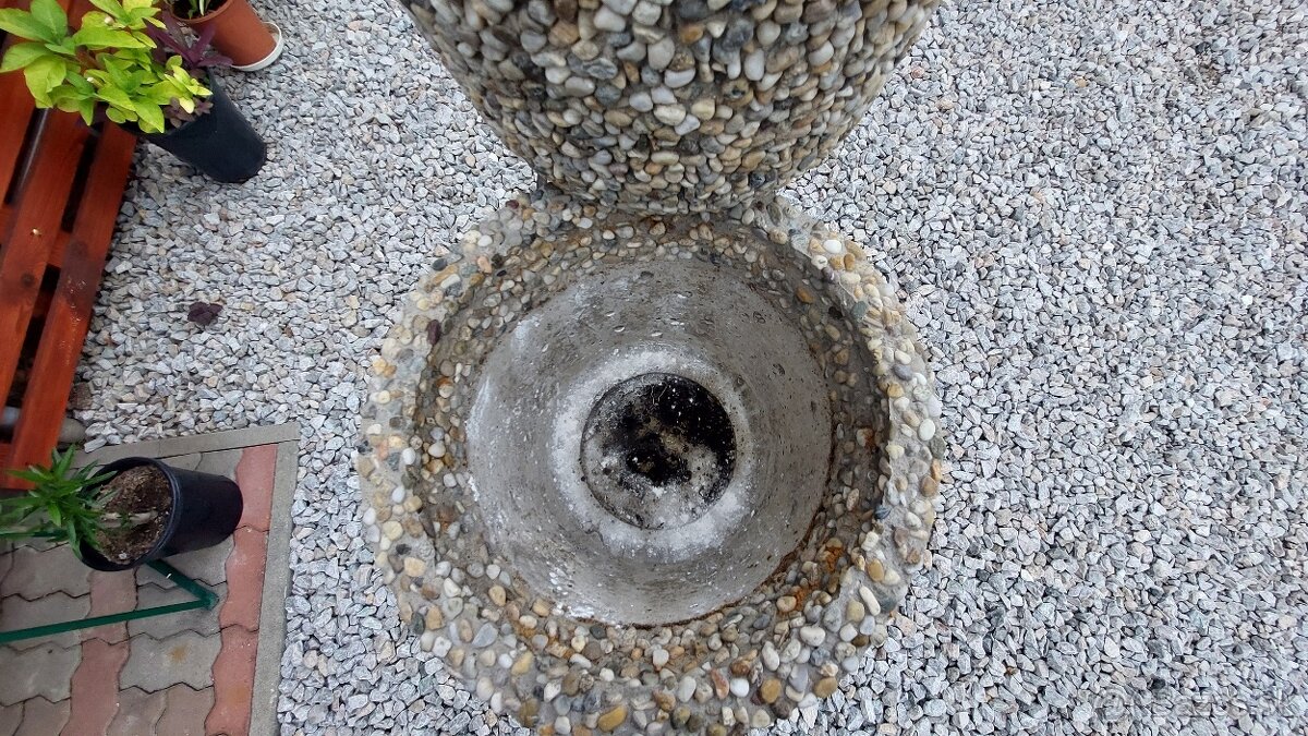 Betonove kvetinače - 3