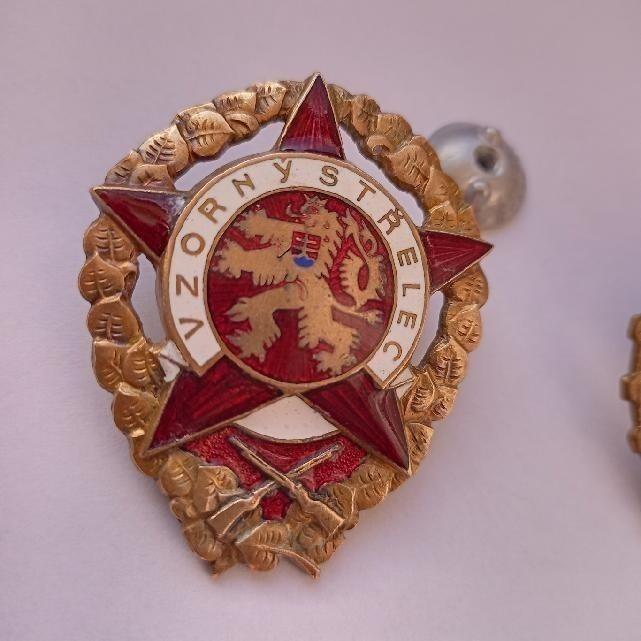ODZNAK VZORNÝ STŘELEC - 3