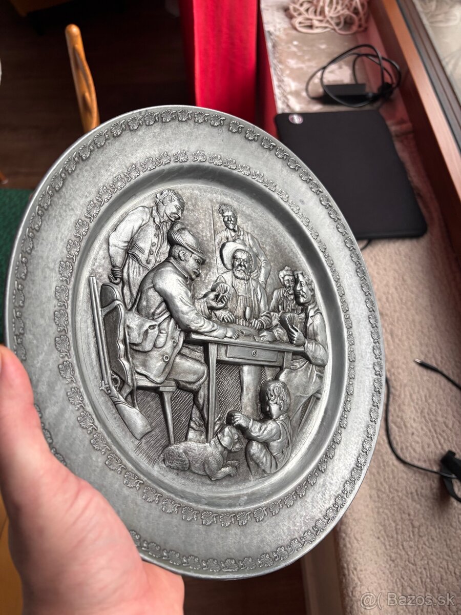 Dekoratívny cínový tanier - 3