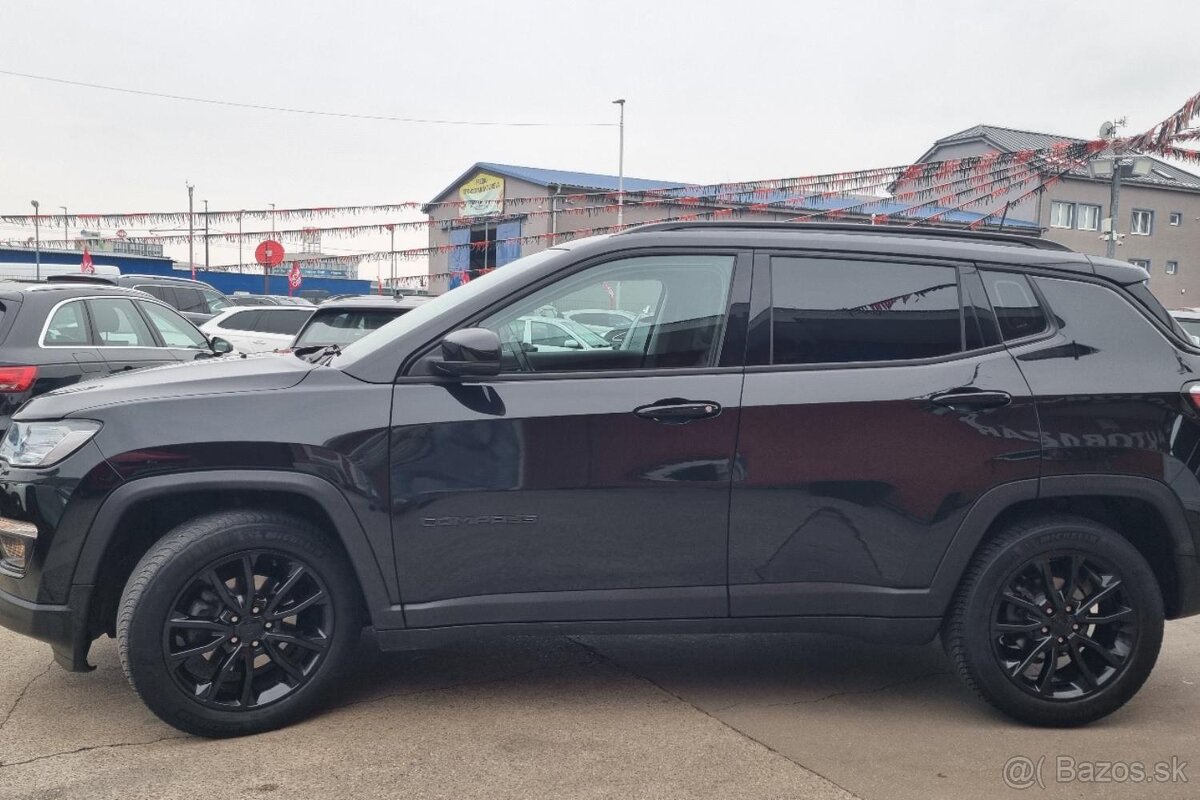 Jeep Compass 1.3 Night Eagle 110kW - 3