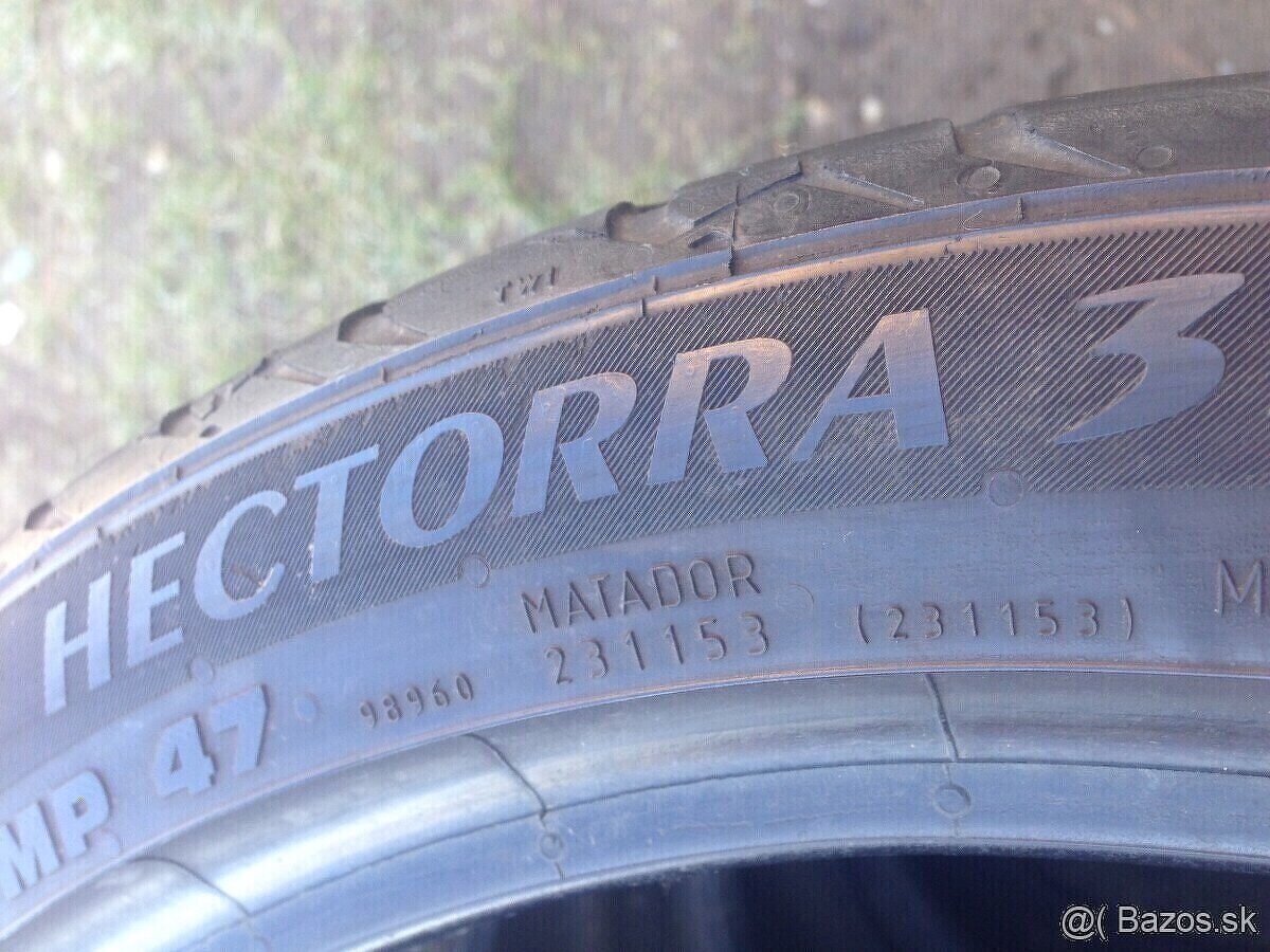 Predám letné Pneu 215/40r17 4.5/5mmna - 3