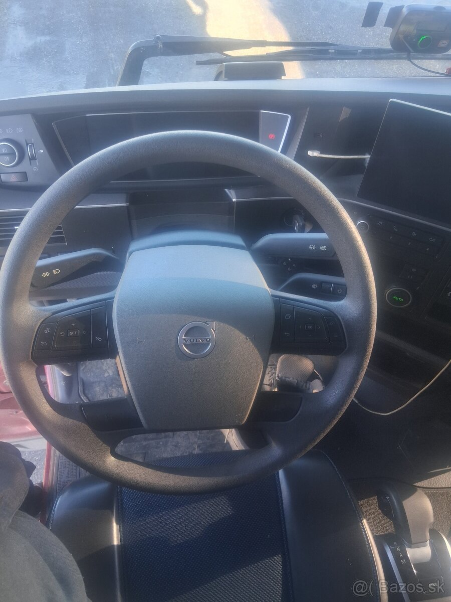 Predam techniku kamion auto 8x4 - 3