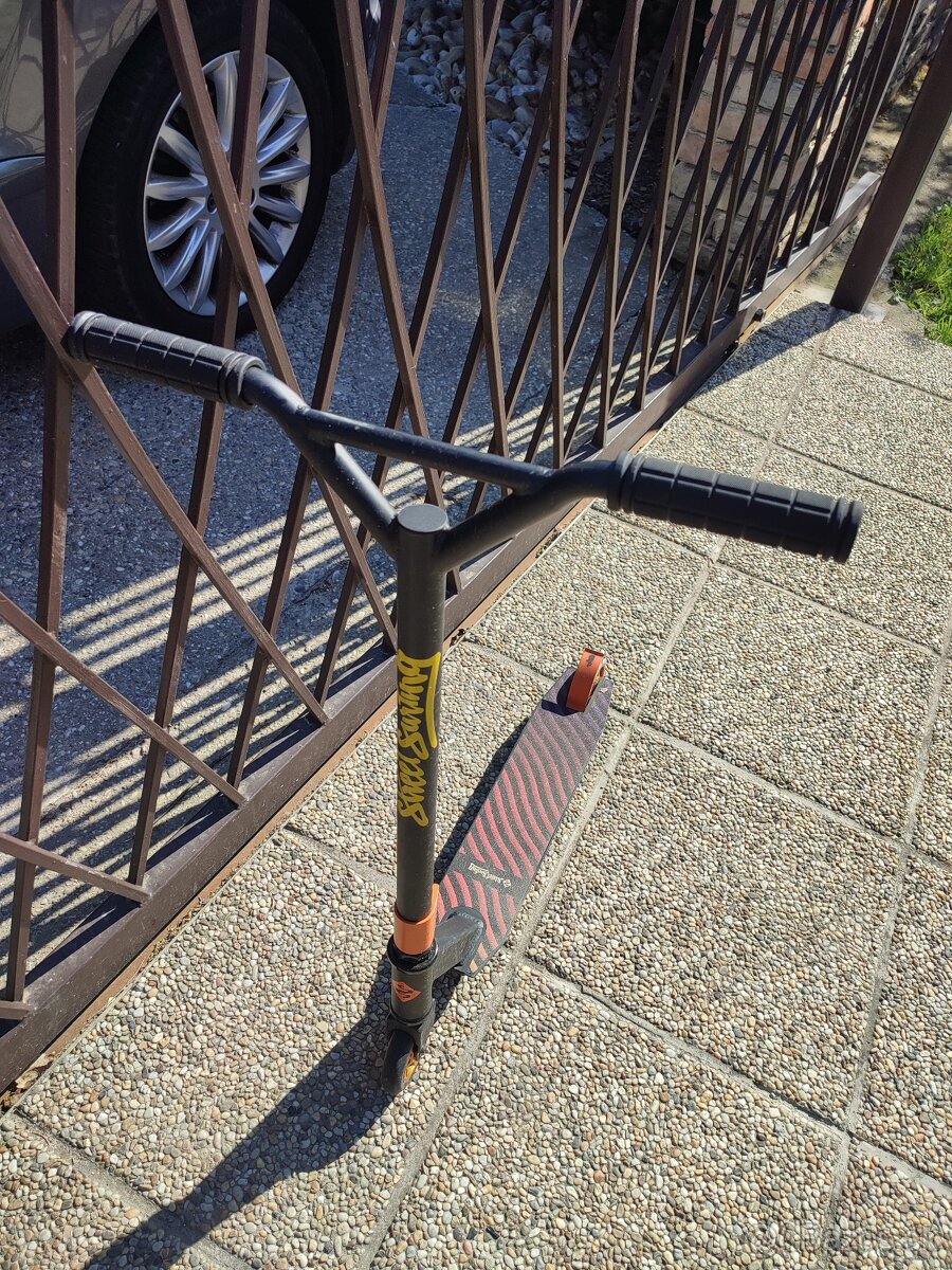 Kolobežka street surfing - 3