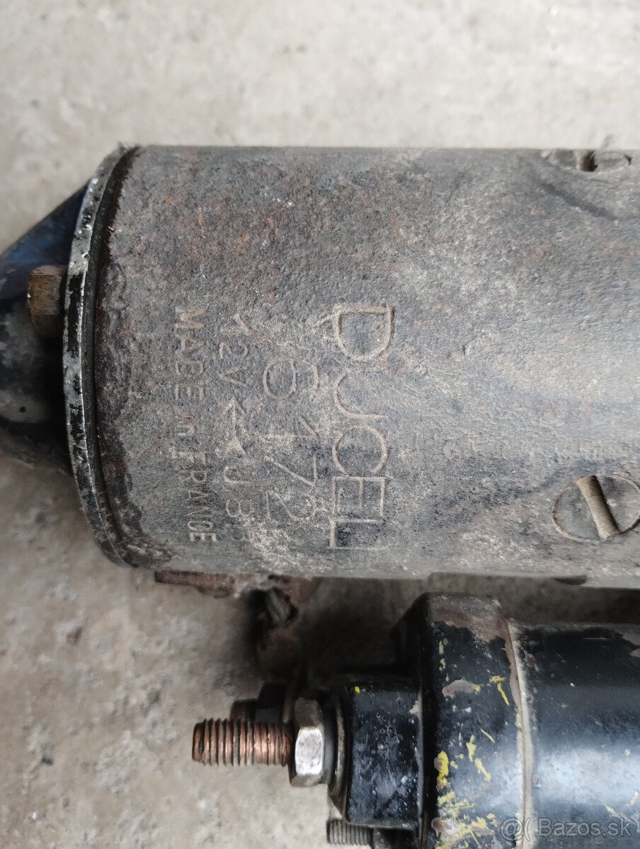 Renault 8-štartér - 3