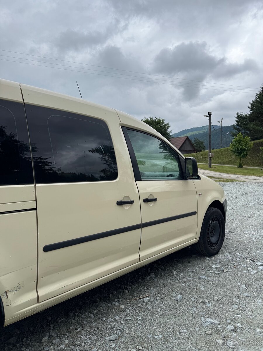 Diely na Volkswagen caddy Maxi - 3