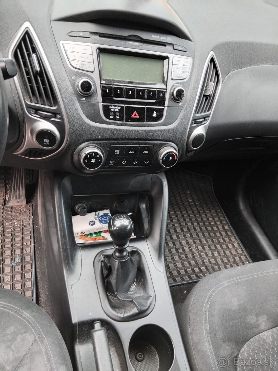 Hyundia ix35 2011bj 1.7d 207000km - 3