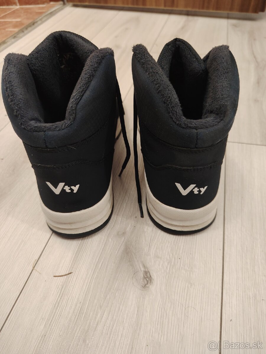 Zateplené botasky - 3