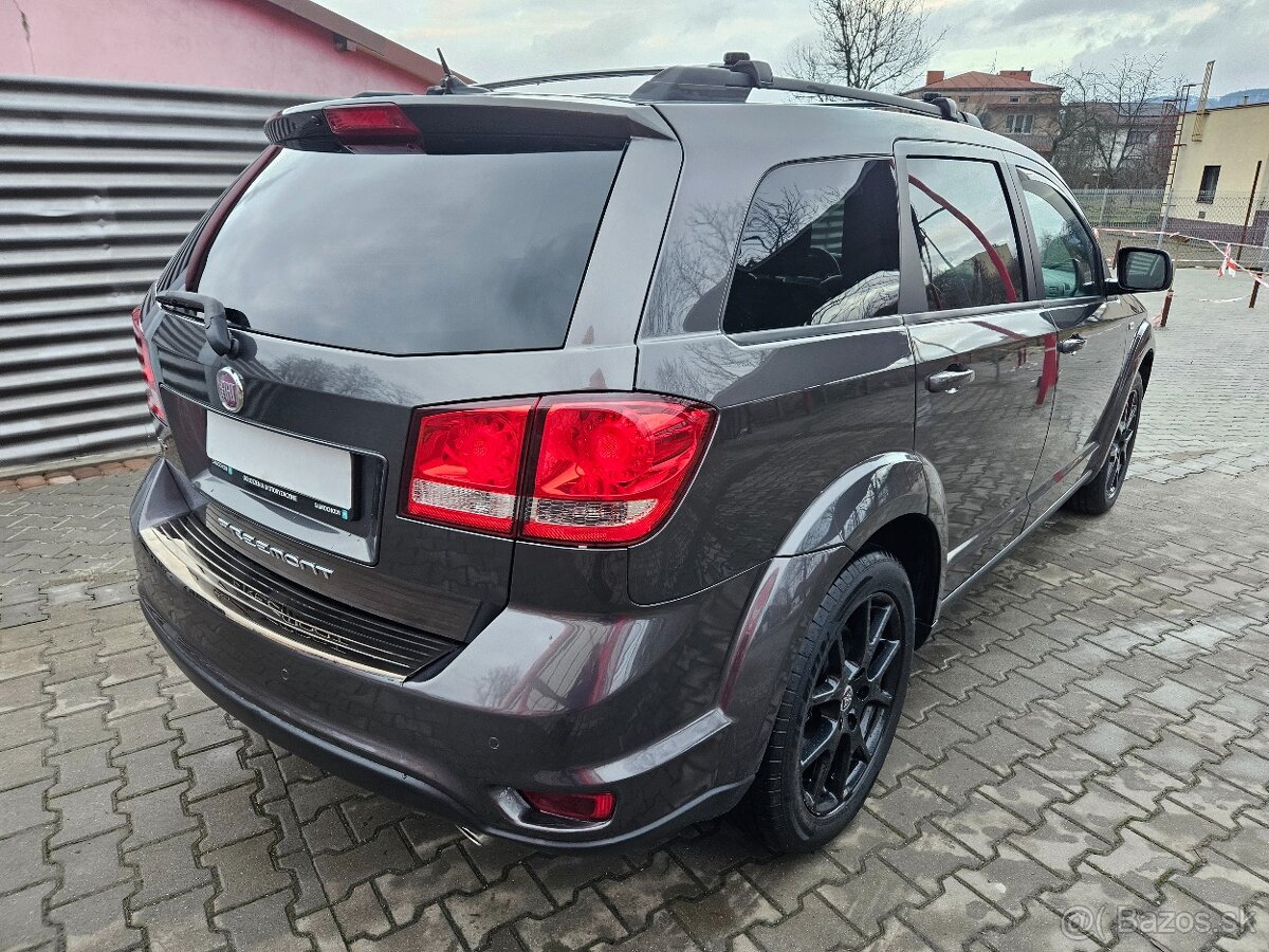 Fiat Freemont 2.0Multijet 170PS 4x4 AWD Automat Black Code - 3