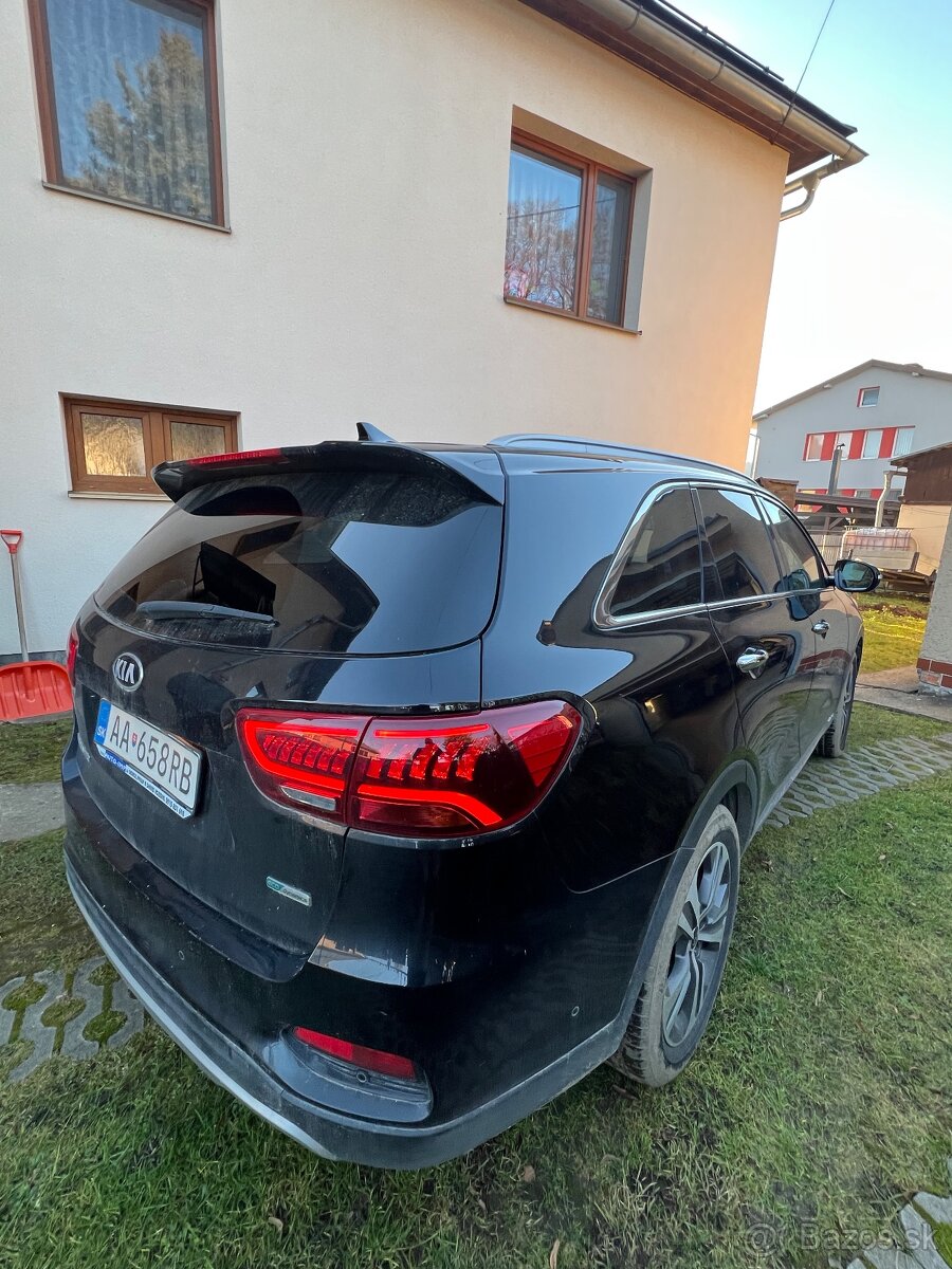 KIA Sorento - 3