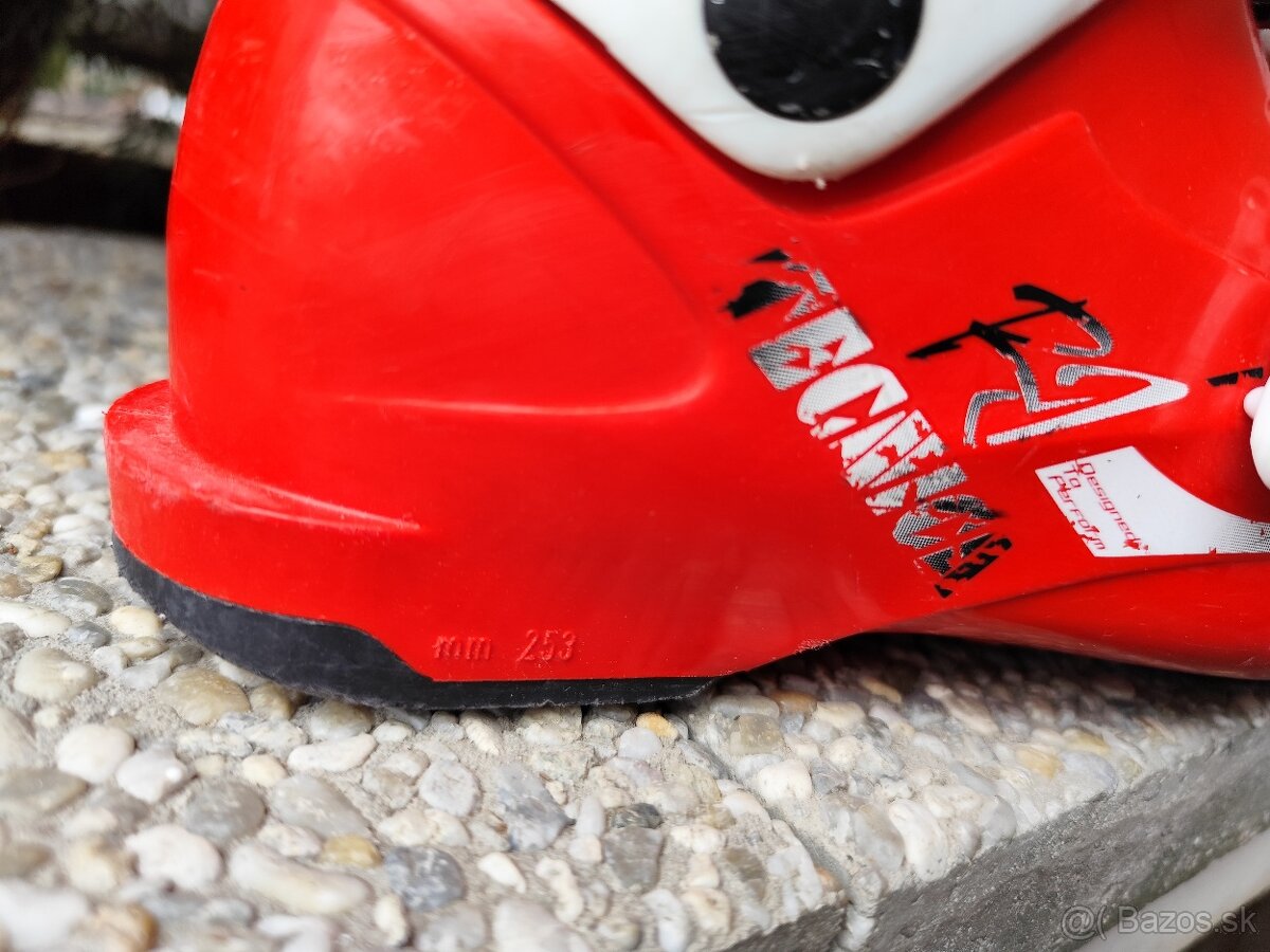 Detské lyže 90 + lyžiarky 21,5 - 3