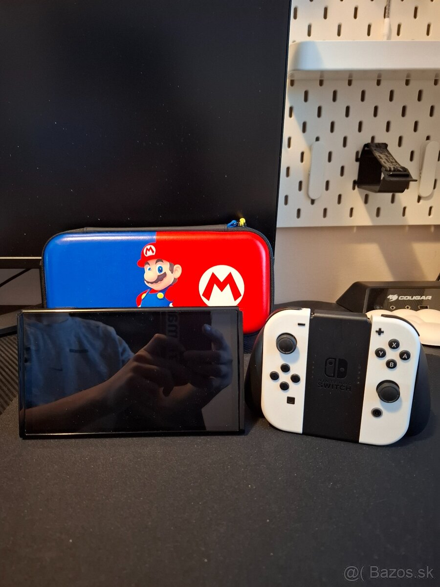Nintendo Switch OLED - 3