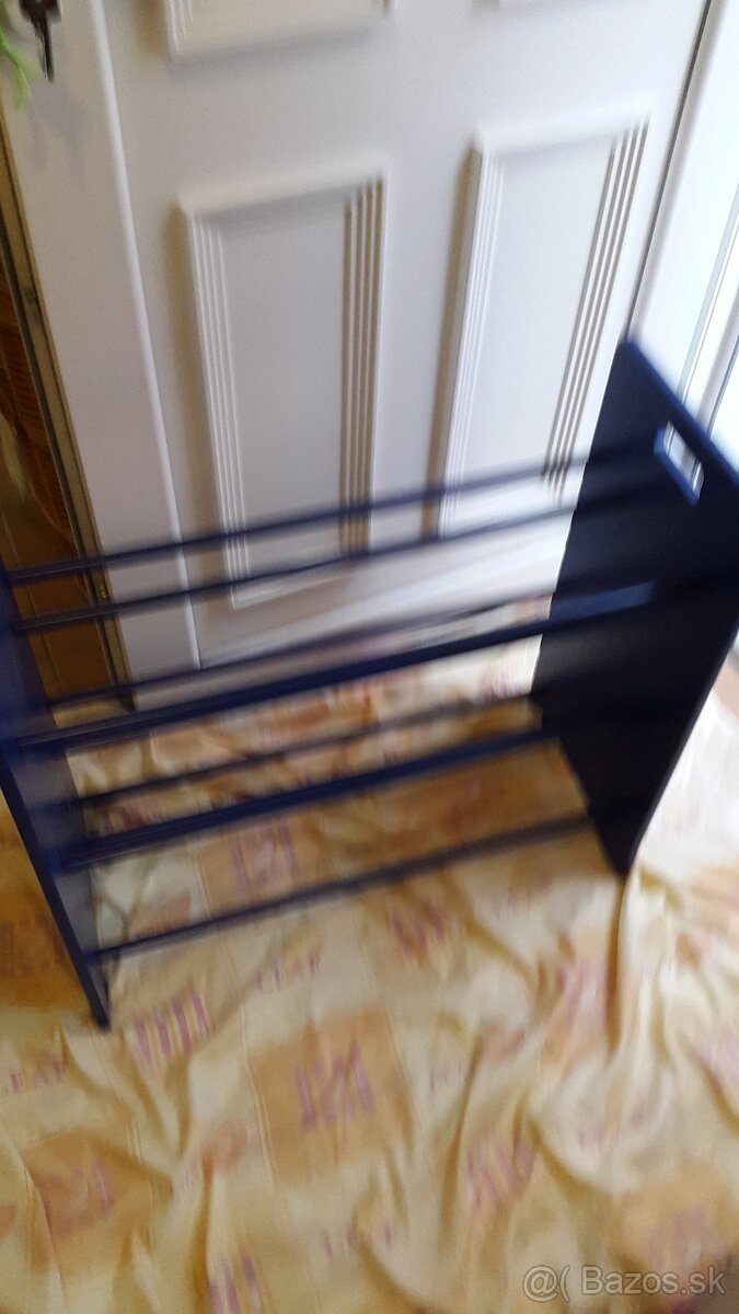 polica na hračky - 3