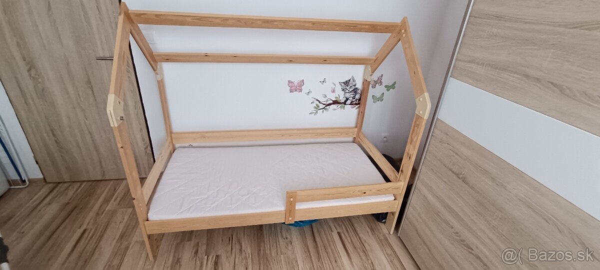 Posteľ - 3