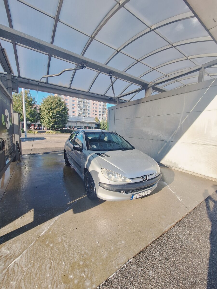 Peugeot 206 1.1 r.2004 - 3