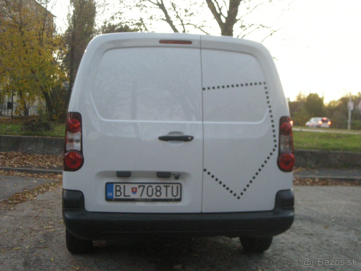 Peugeot Partner BlueHDI 100 1.6HDi rv2018 Predlzena verzia - 3