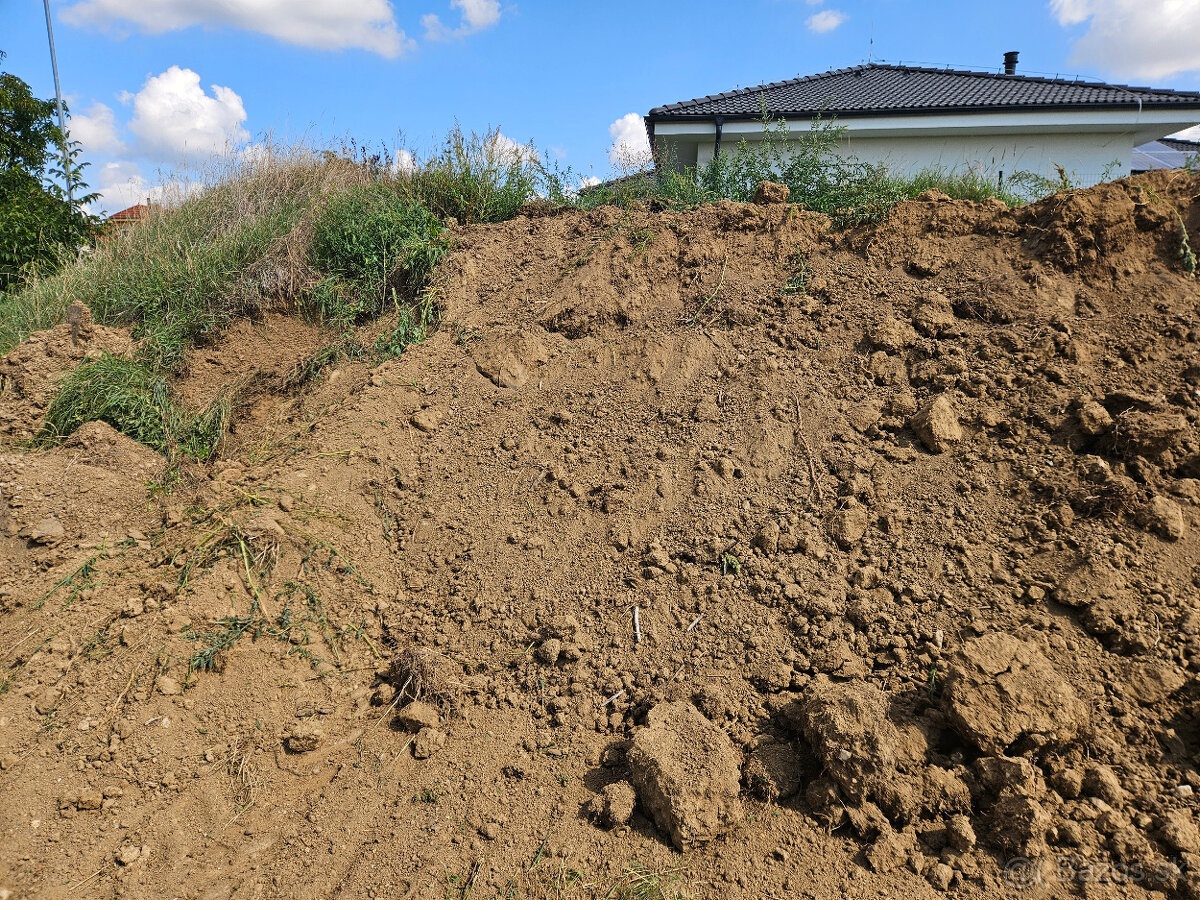 Darujem zeminu - Nitra - 3