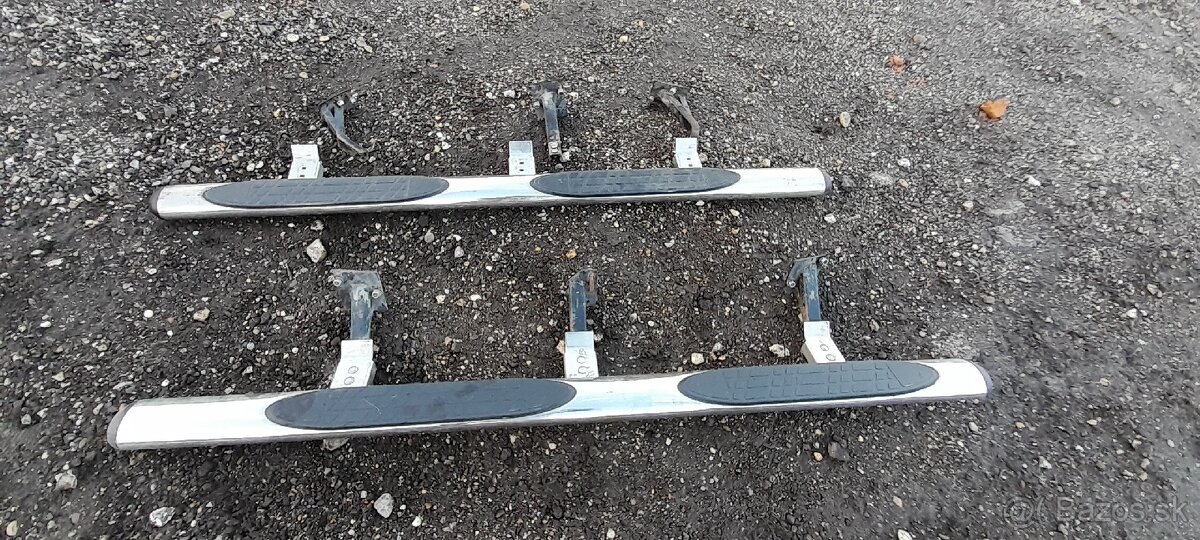 Predám náhradné diely viď foto - 3