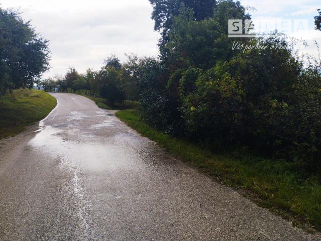 Stavebný pozemok o výmere 1714m2 v obci Papraď - 3