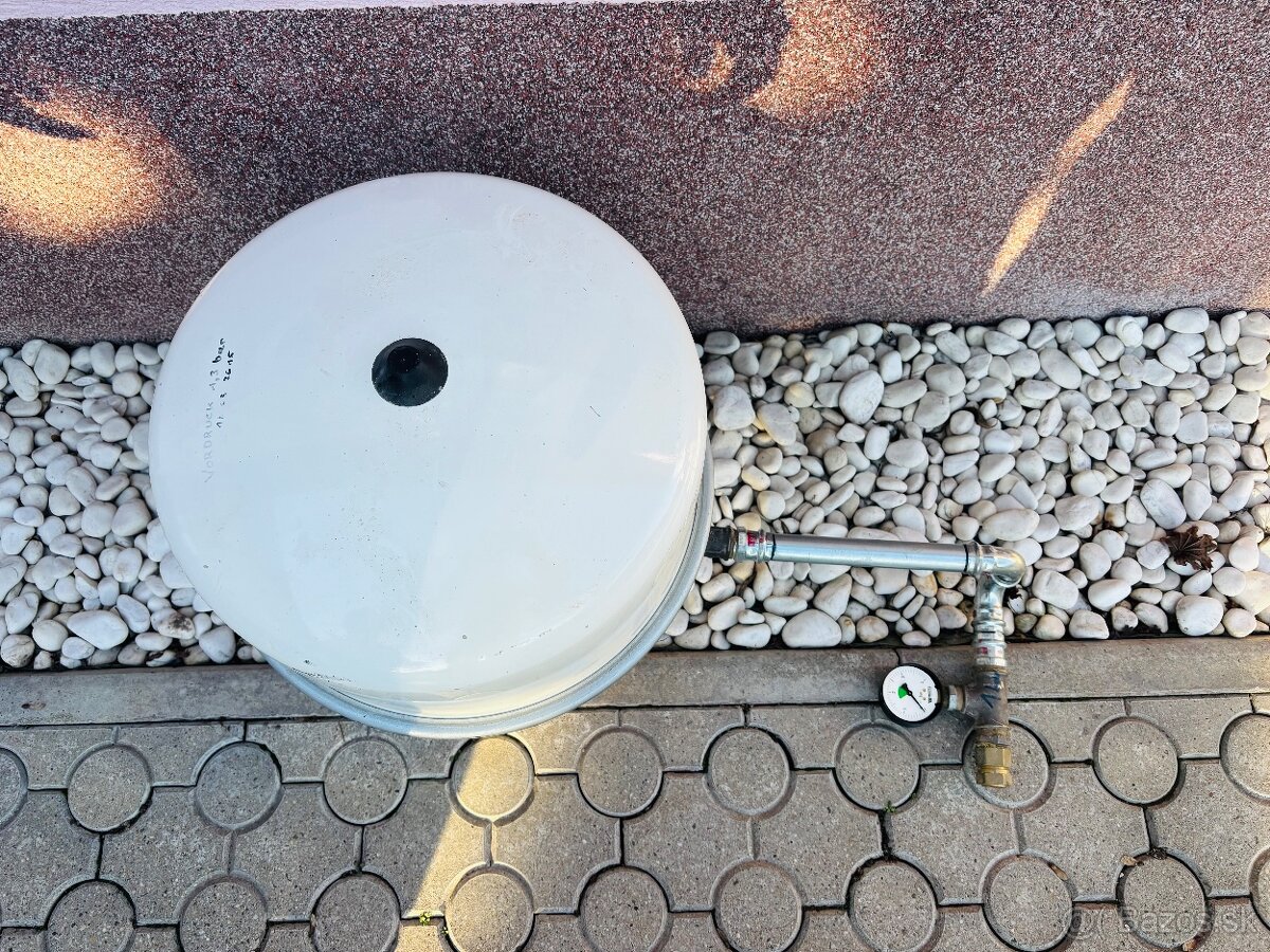 Expanzna nádoba Buderus Logafix 50/1,5 a 25/1,5 - 3