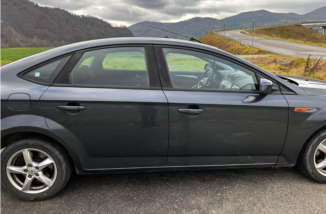 Predam Ford Mondeo MK4 - 3