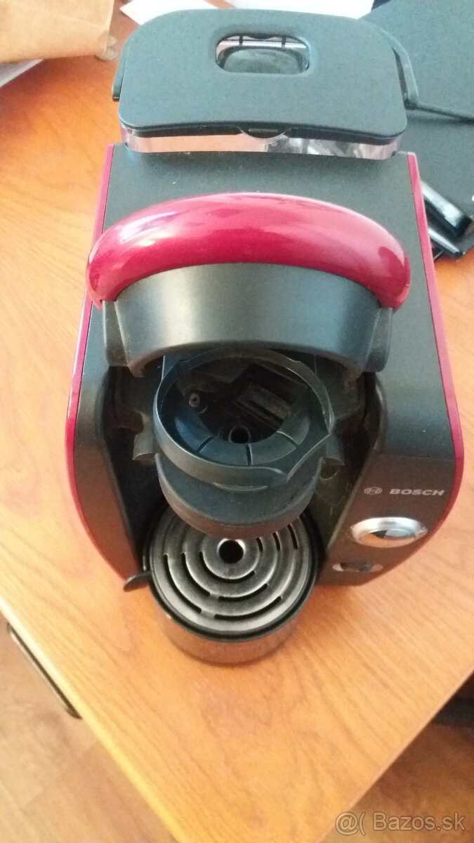 Kavovar Tassimo + 12 kapsli - 3