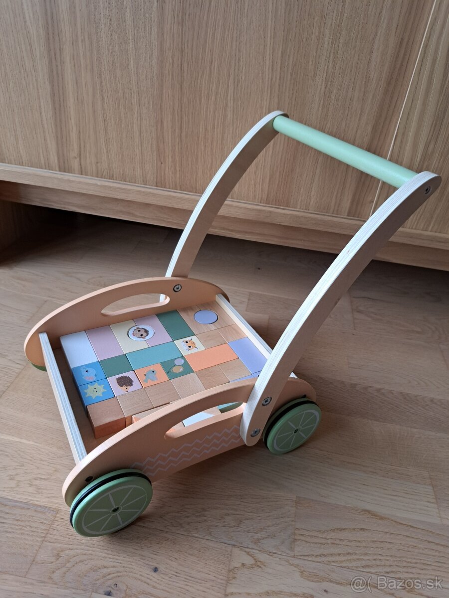Drevený vozík s kockami Jouéco - 3