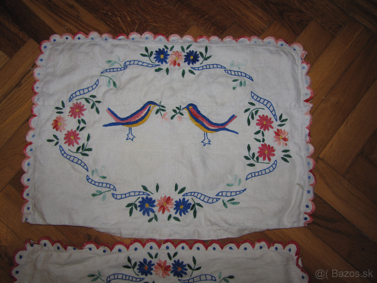 Retro vyšívané vankúšiky - 3