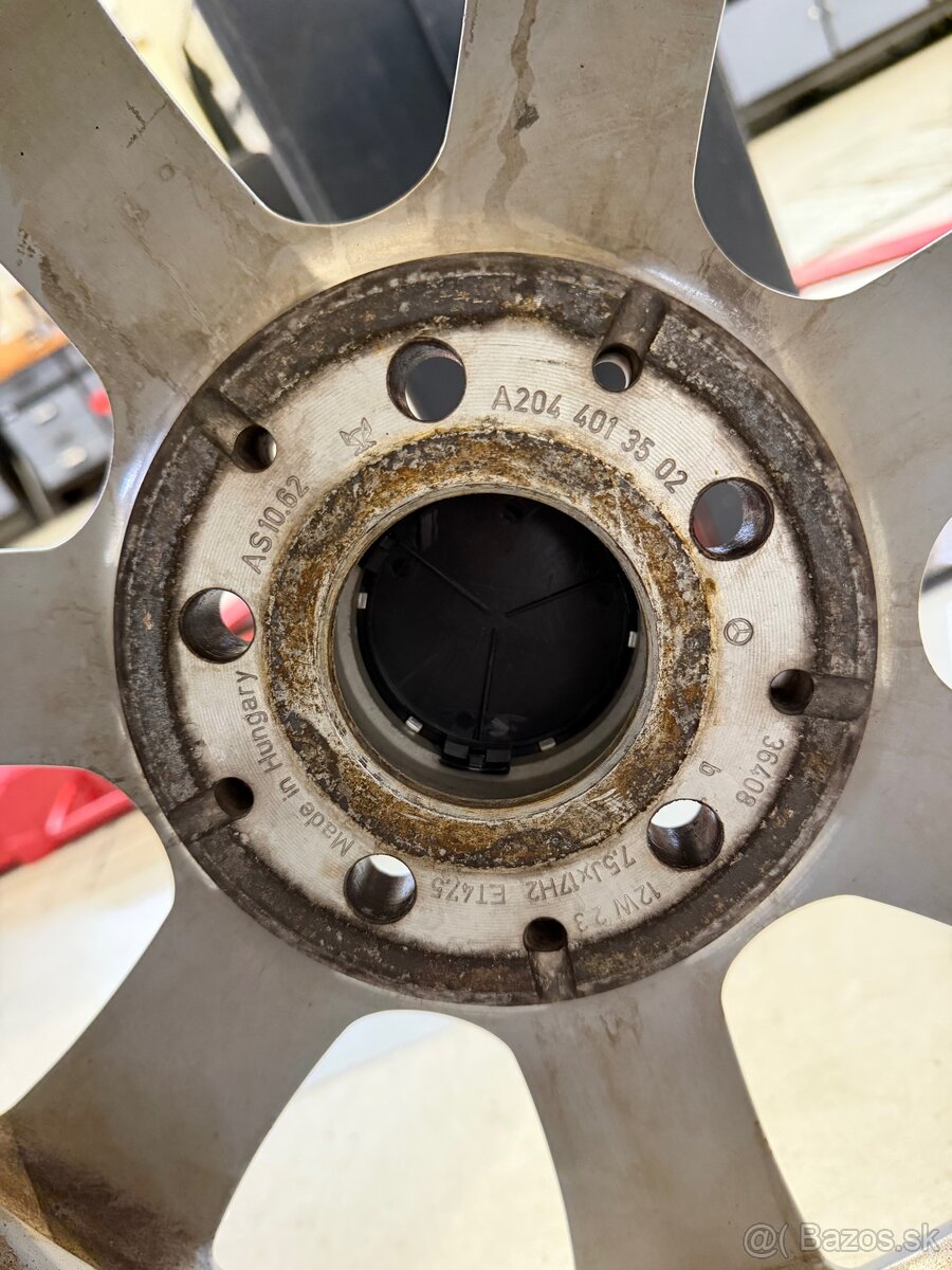 Elektróny R17 Mercedes-Benz - 3