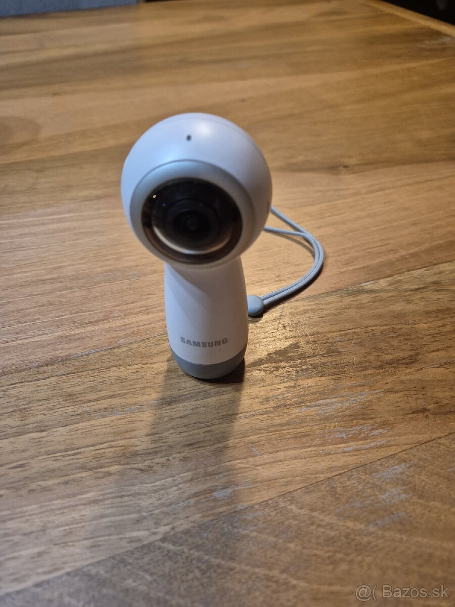 Samsung gear 360 - 3