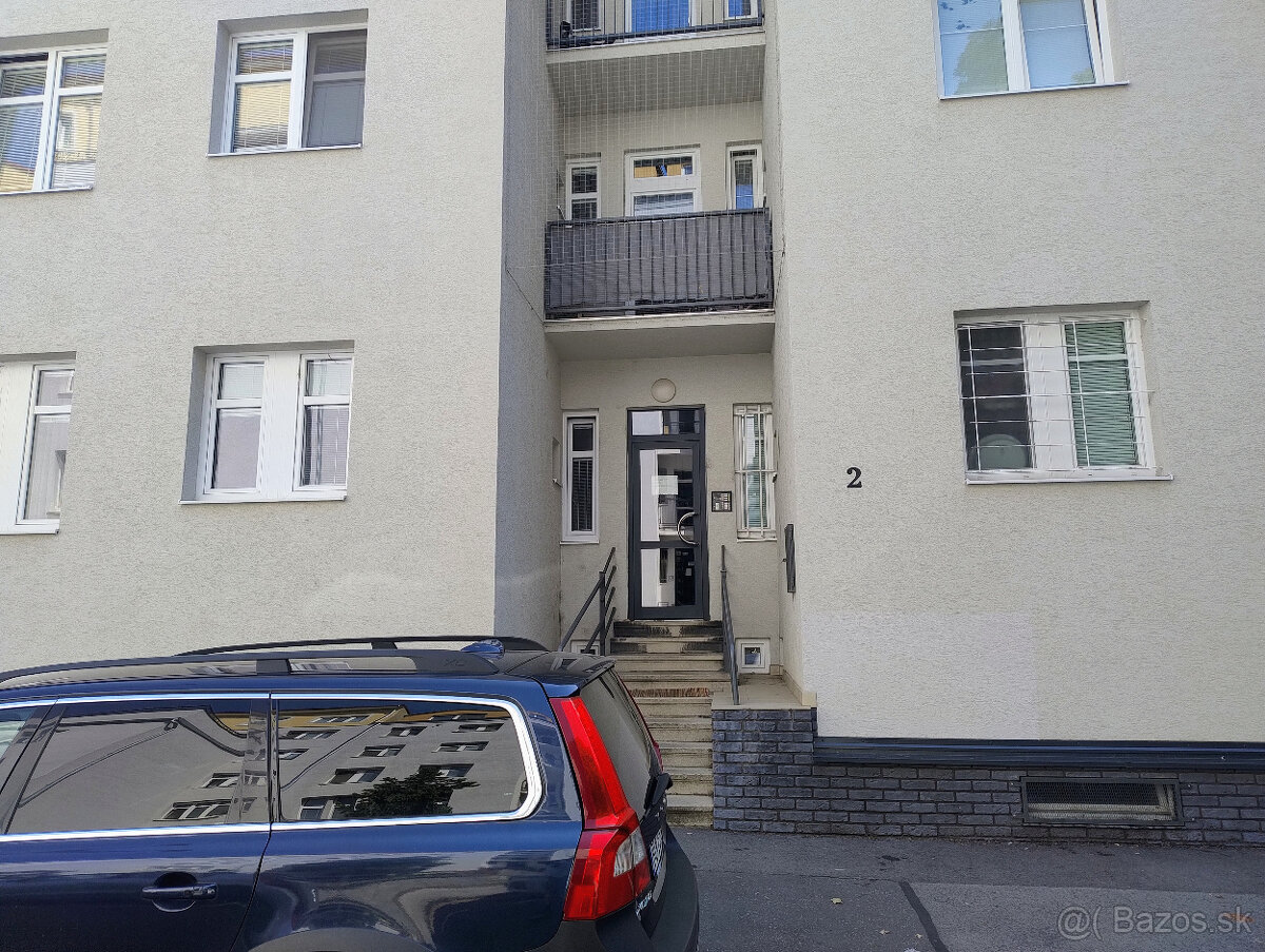 Predám 1 ½ izbový tehlový byt. - 3