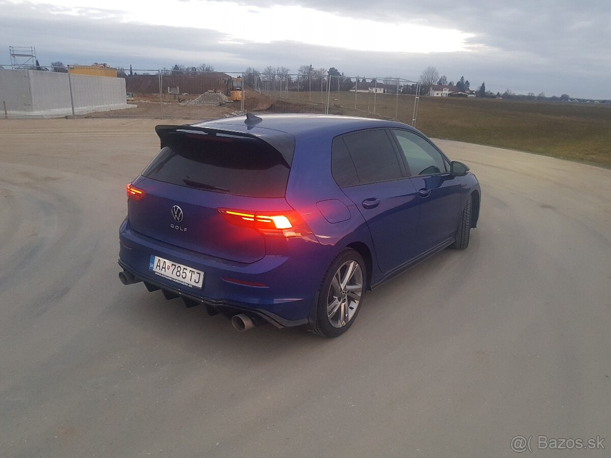 Golf 8 1.5 tsi 110kw R-line - 3