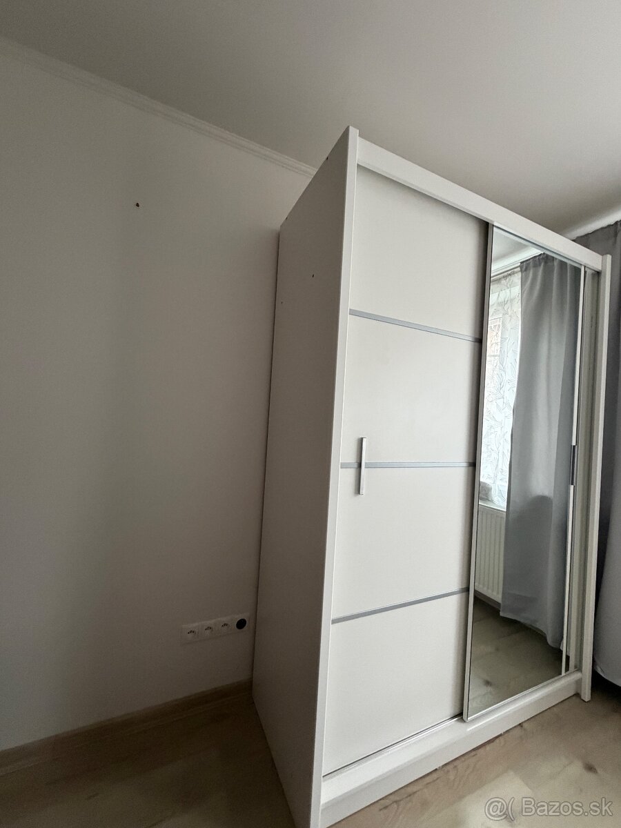 Šatníková skrina - 3
