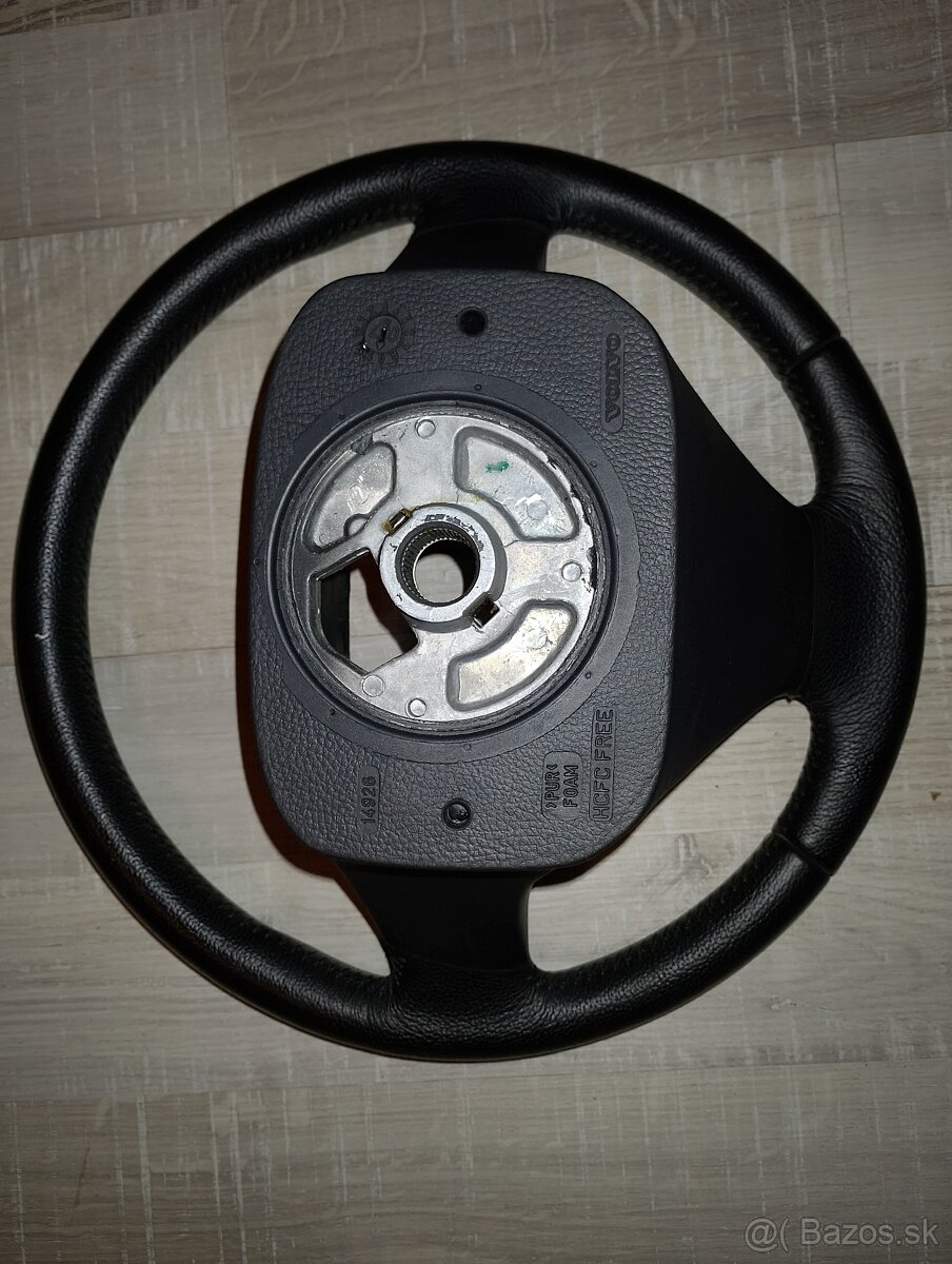 Volvo S60, V70, XC70, S80 P2 volant - 3