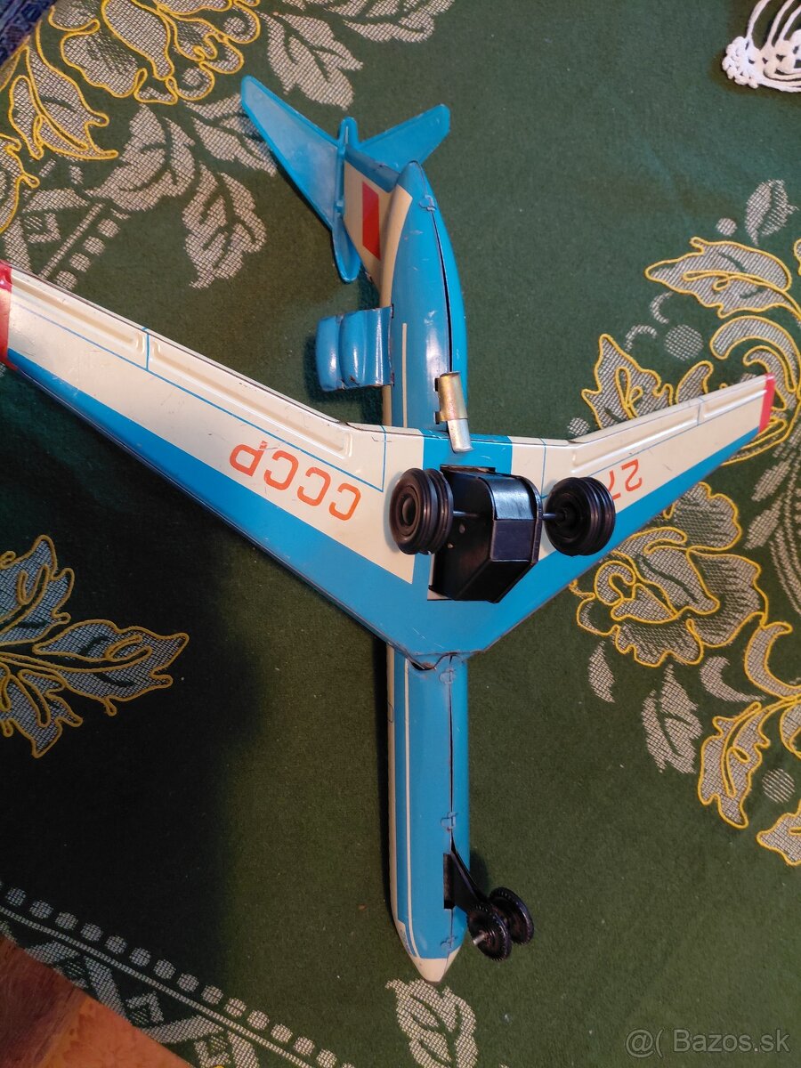 LIETADLO. CCCP 2760 - 3