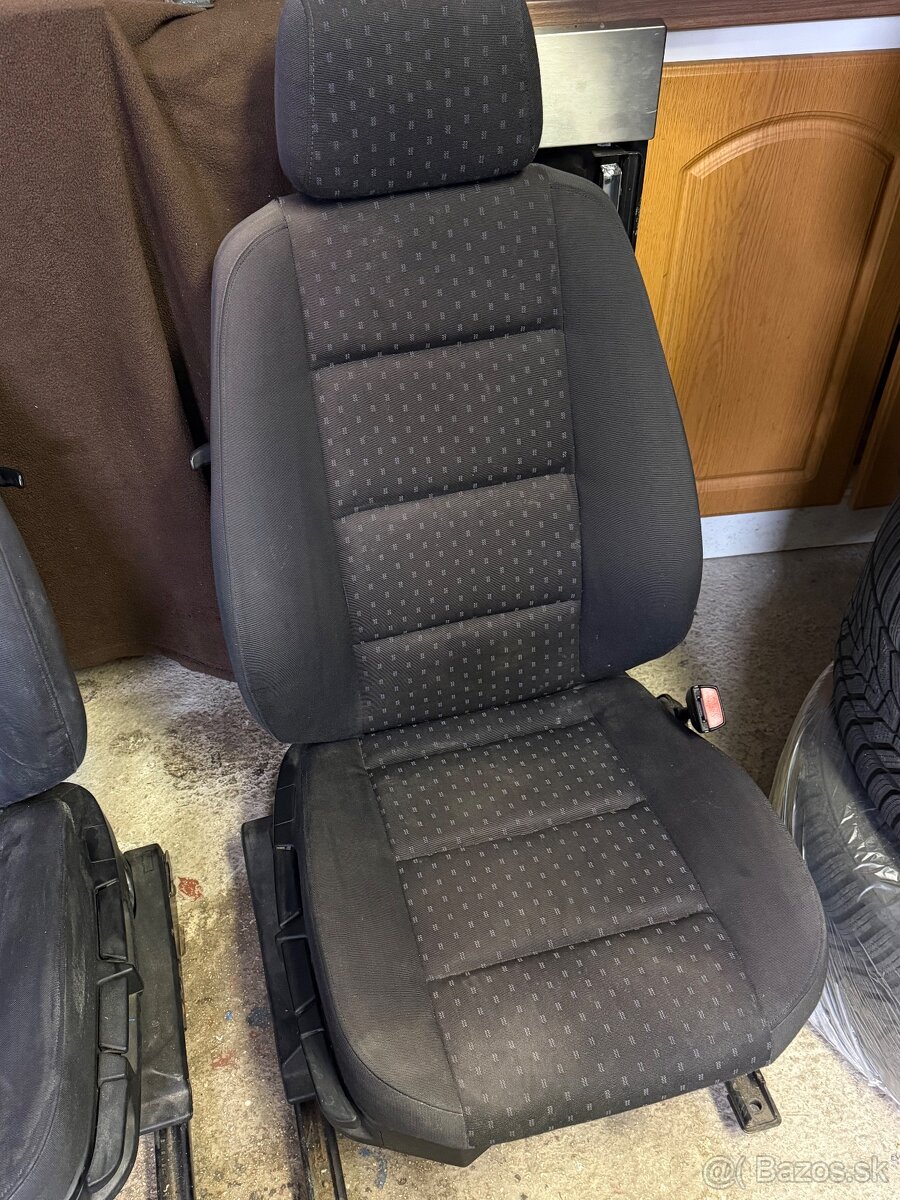 Bmw e36 predne sedačky - 3