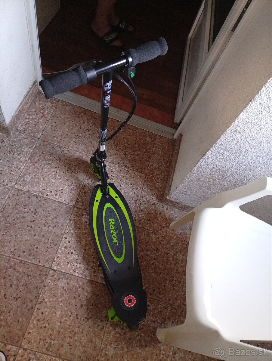 Detská kolobežka Razor E 90 - 3