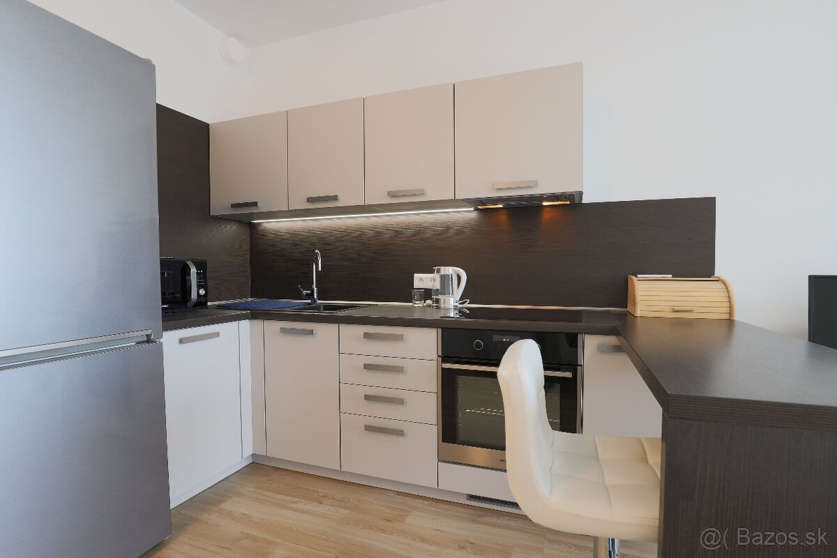 1 izb byt Nový Ružinov - 3